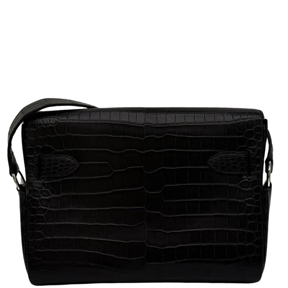 Hermes Kelly Messenger PM Black Matte Porosus back view, highlighting the flawless exotic skin alignment and clean structural craftsmanship.