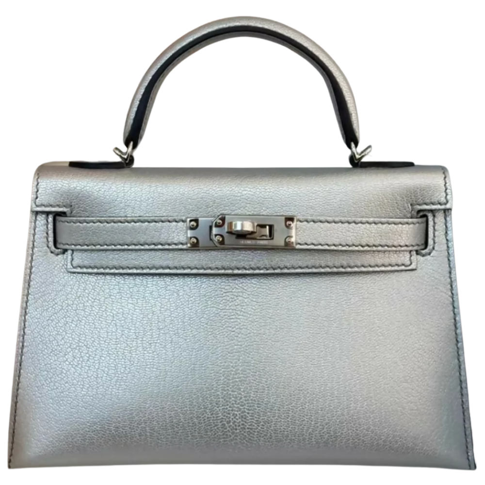 Hermès Kelly Mini 20 bag in metallic Chèvre Chamkilight leather, front view
